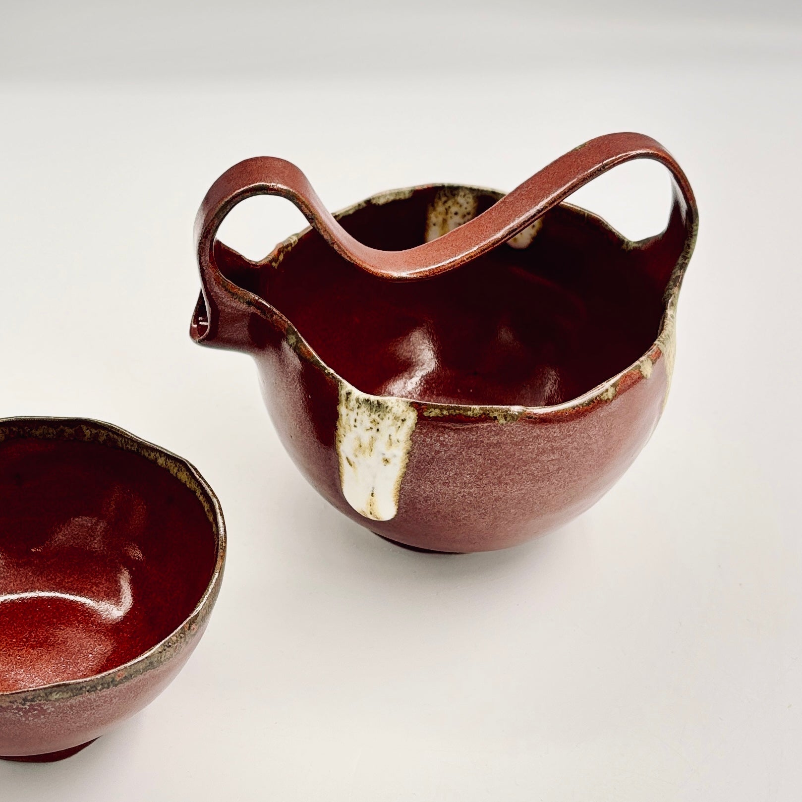 Carrara Vista Tea Set (Lusty Red)