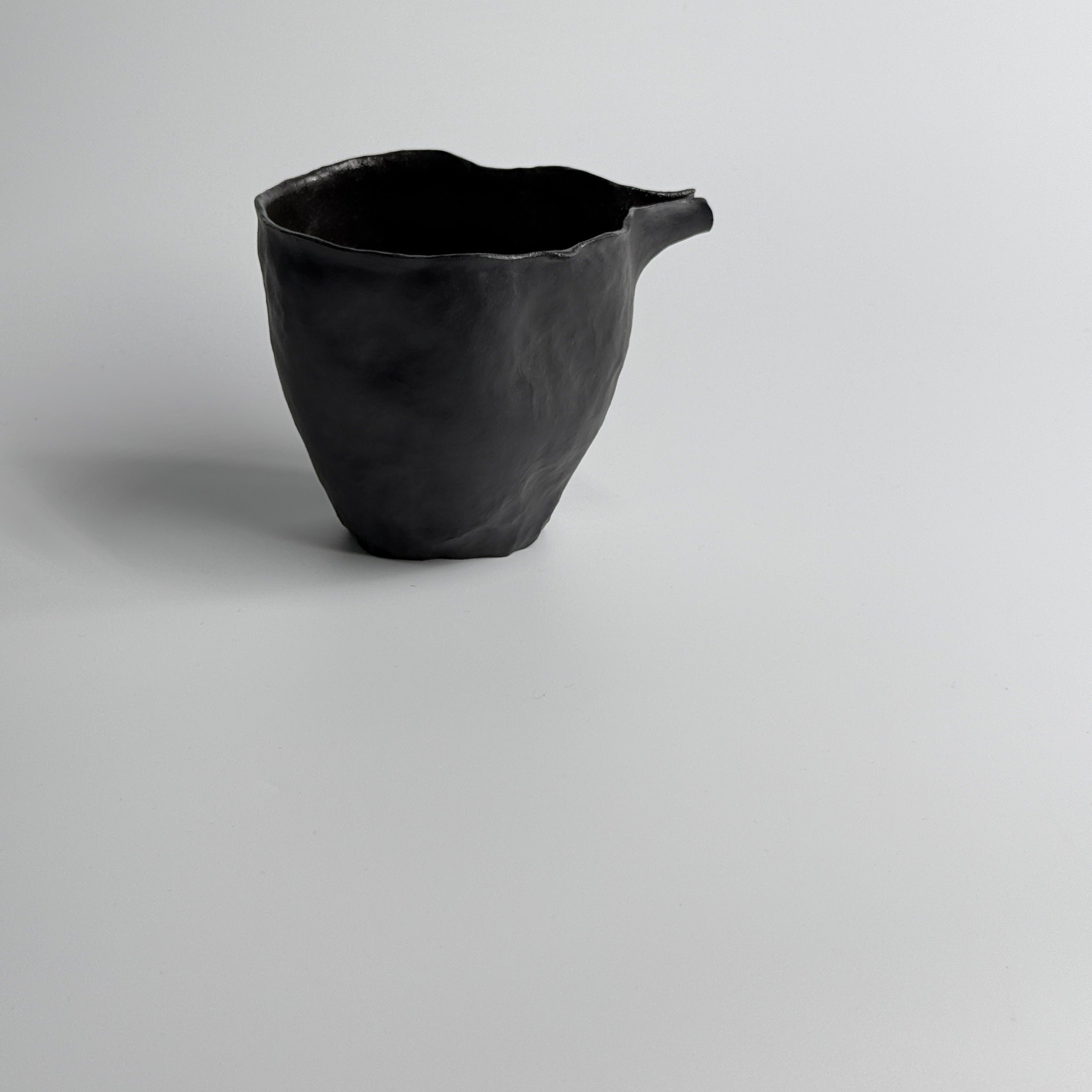 Handcrafted Stoneware Fairness Pitcher (Gong Dao Bei)