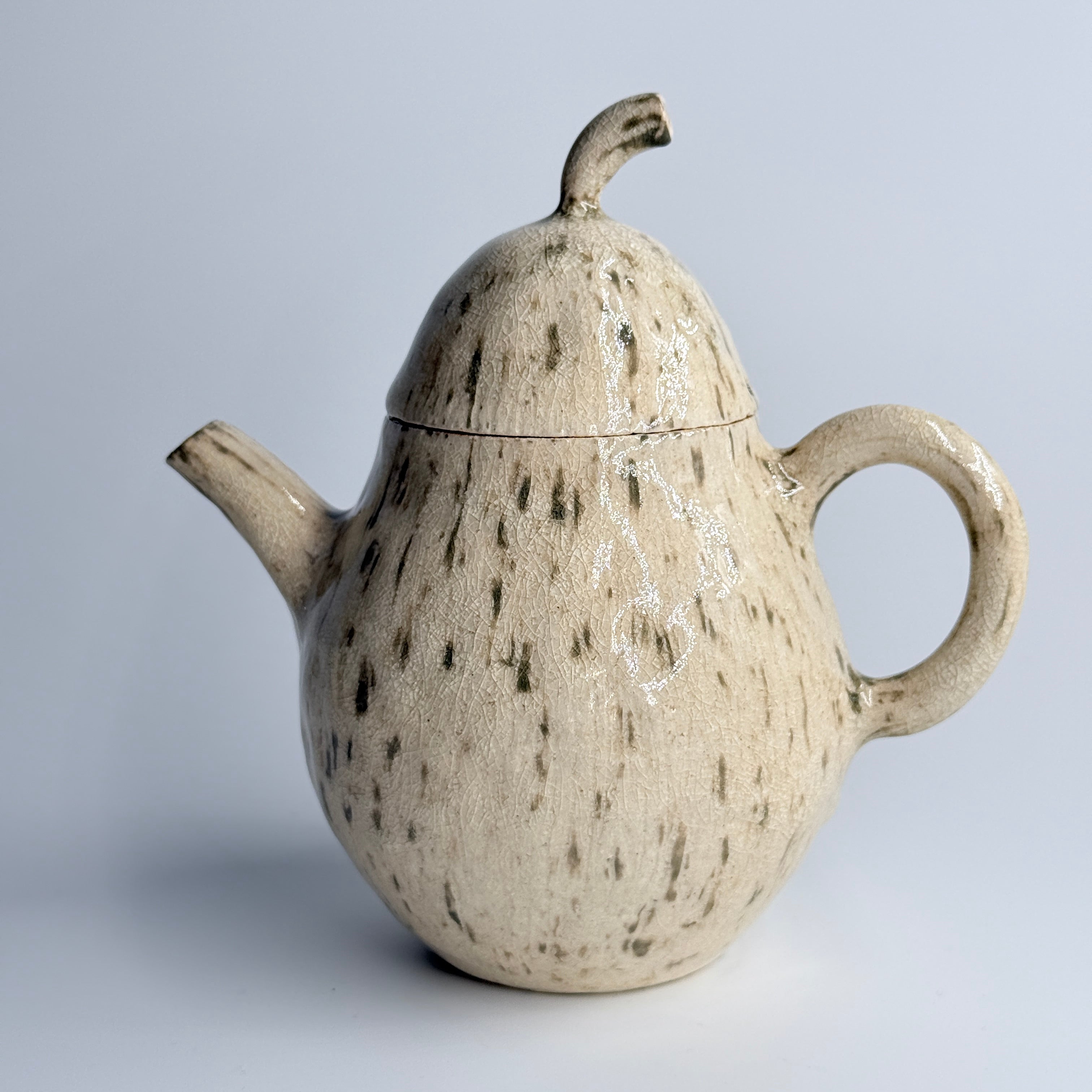 Pre-Order Pear Teapot Set (One Teapot and Two Cups)