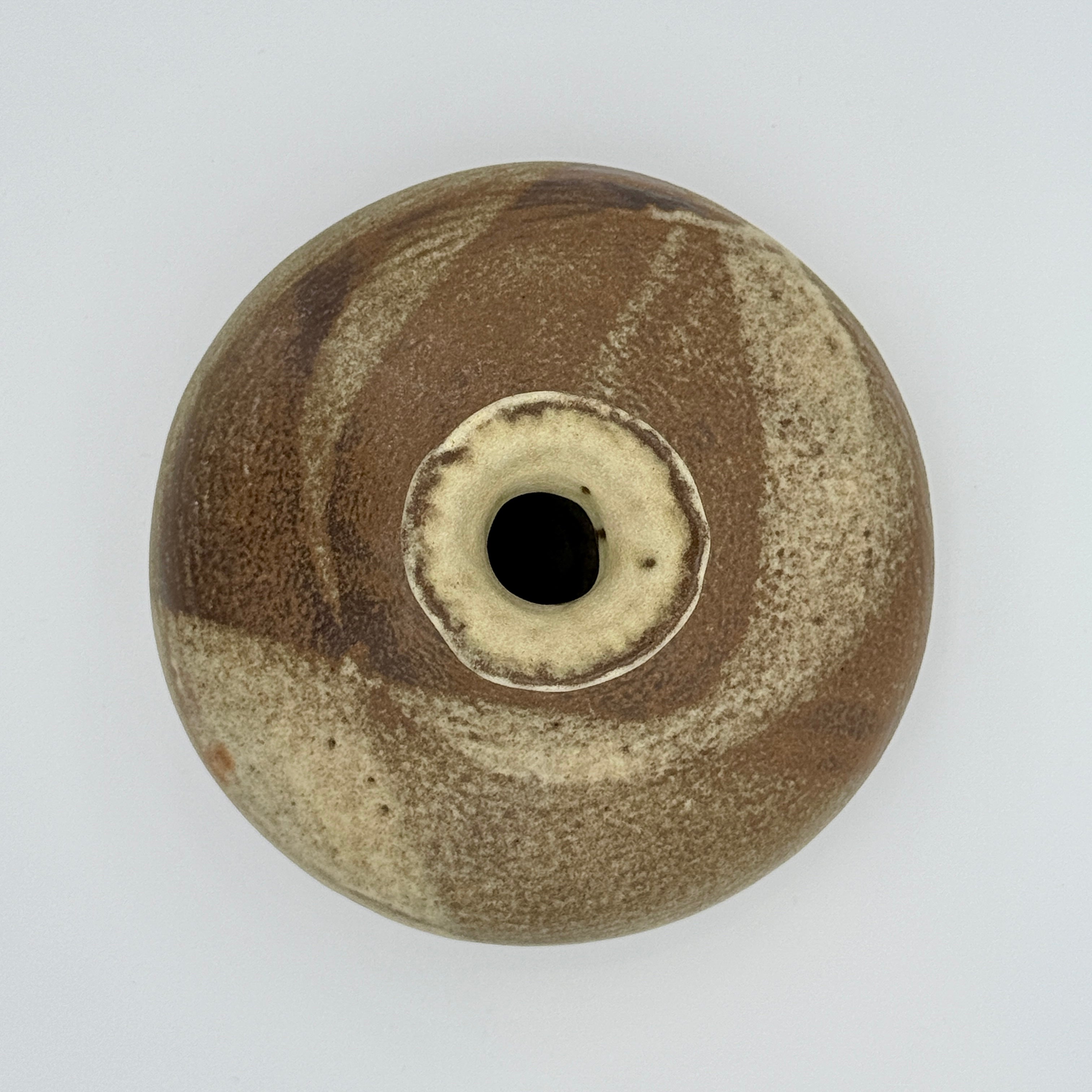 Desert Lily - Medium Size Ceramic Vase