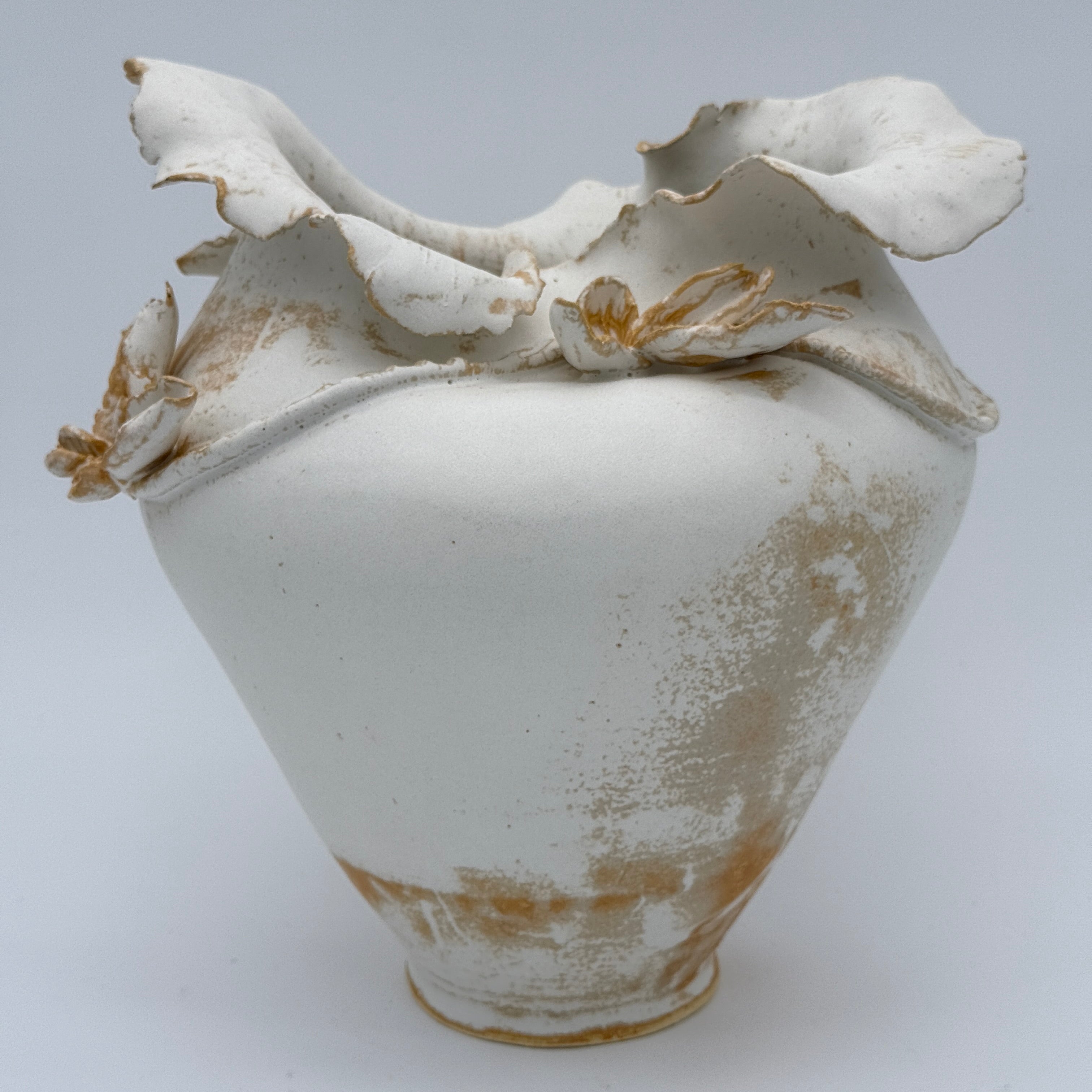 Matte White Flower Vase - Wave Neck