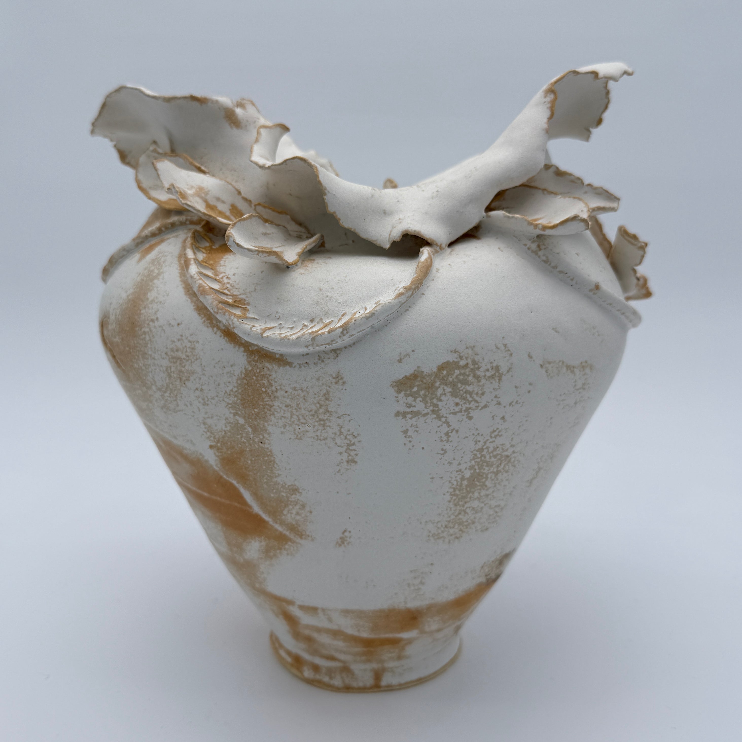 Matte White Flower Vase - Wave Neck